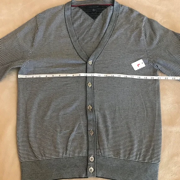 Tommy Hilfiger Striped V-Neck Cardigan Sweater - Size L - Picture 6 of 8